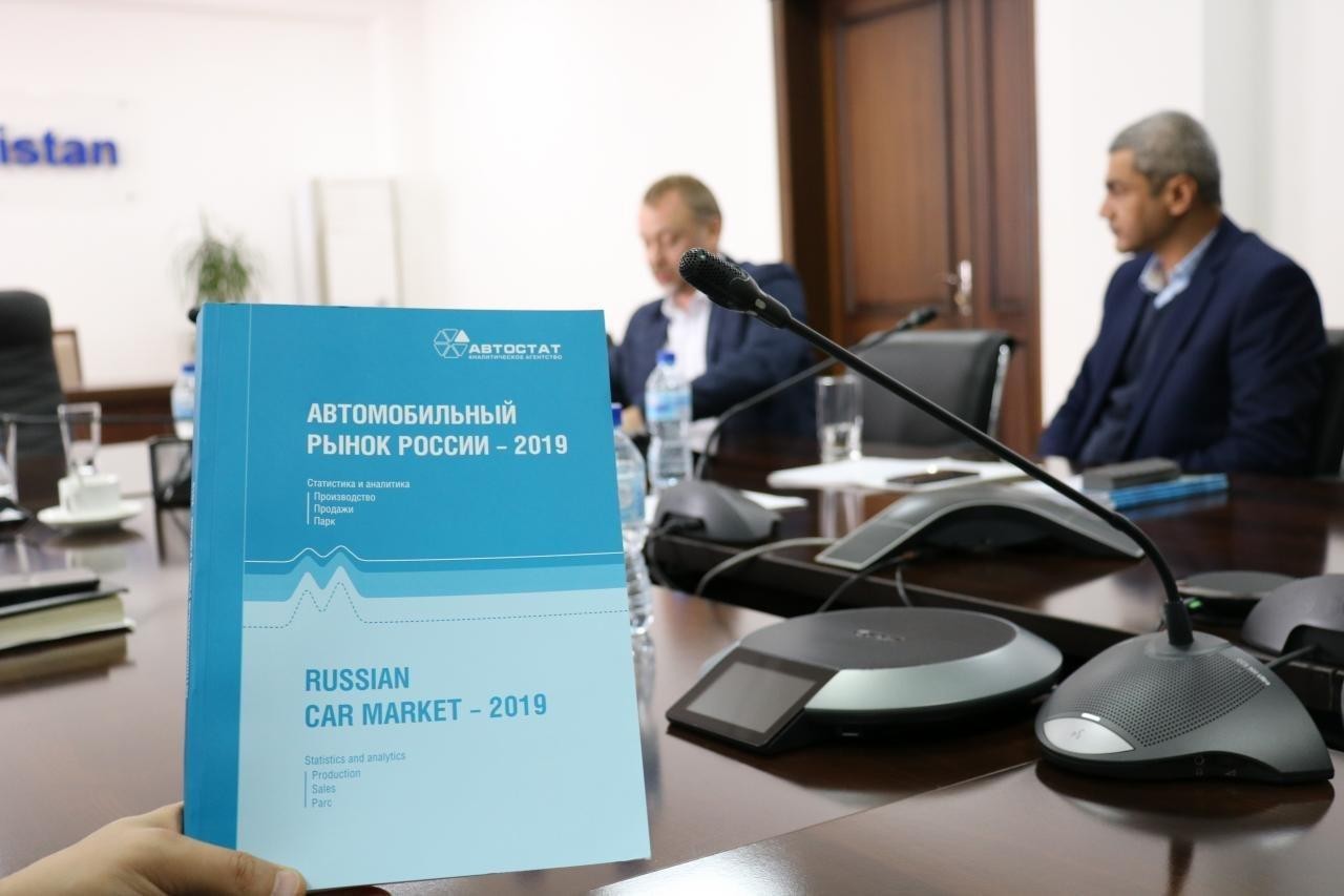 В UZAUTO MOTORS ОБСУДИЛИ ПЕРСПЕКТИВЫ СОТРУДНИЧЕСТВА С “АВТОСТАТ”