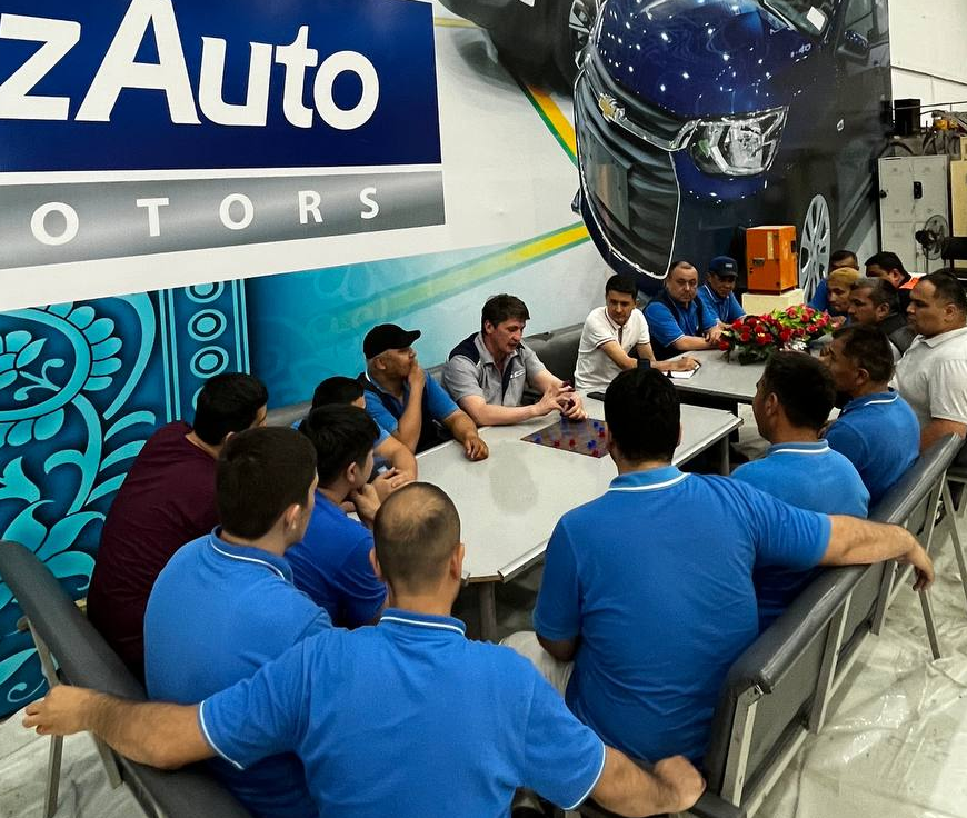 Вся отрасль под контролем: Руководитель UzAuto изучает проблемы структурных предприятий Андижанской области